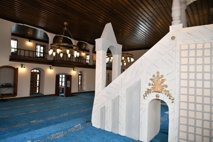 Tarihi İbrahim Bey camisi restorasyon sonrası ibadete açıldı