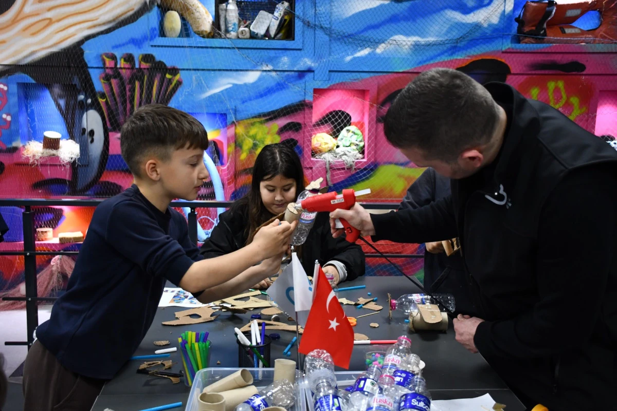 Manisa B&uuml;y&uuml;kşehir Belediyesi&rsquo;nden &Ccedil;evre Eğitim ve Bilim Merkezi&rsquo;ne ziyaret