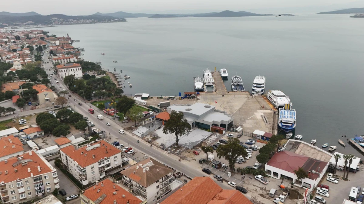 Yeni Meydan D&uuml;zenlemesi Hayata Ge&ccedil;iyor